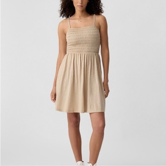 GAP Dresses & Skirts - GAP Forever Soft Tan/Beige Mini Dress Sz Large NWT Smocked Top Adjustable Straps